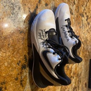 Men’s Nike Zoom basketball shoes